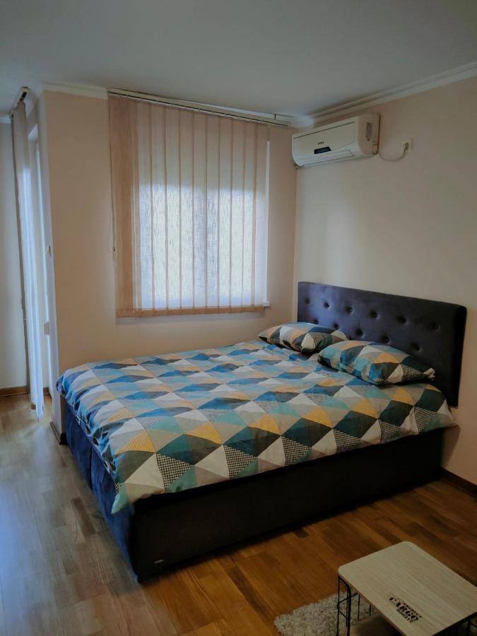 Apartman Jovanovic Vrnjačka Banja エクステリア 写真