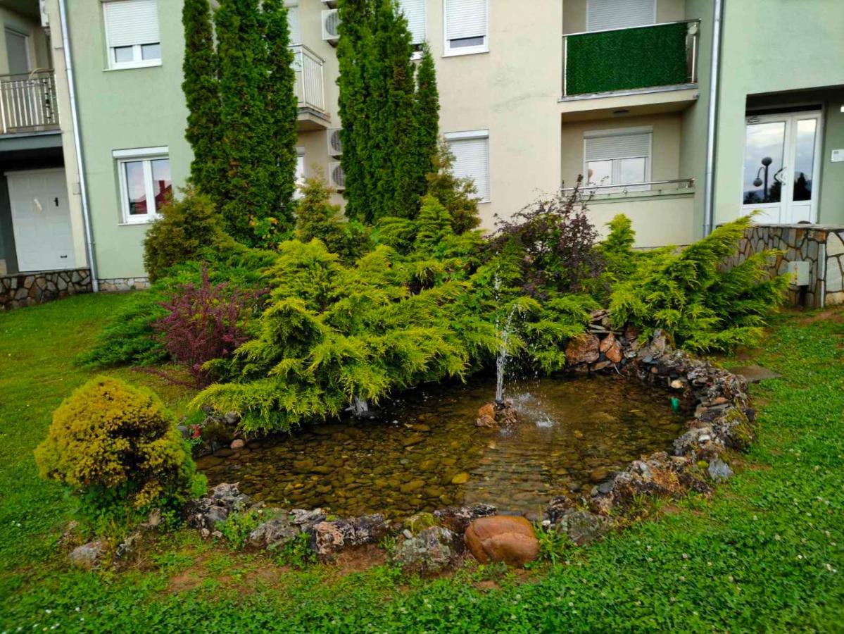 Apartman Jovanovic Vrnjačka Banja エクステリア 写真